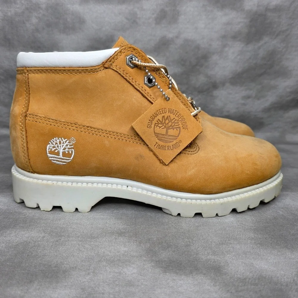 Timberland Nellie Chukka Boots Waterproof #23346 Wheat Womens Sz 6.5 *READ